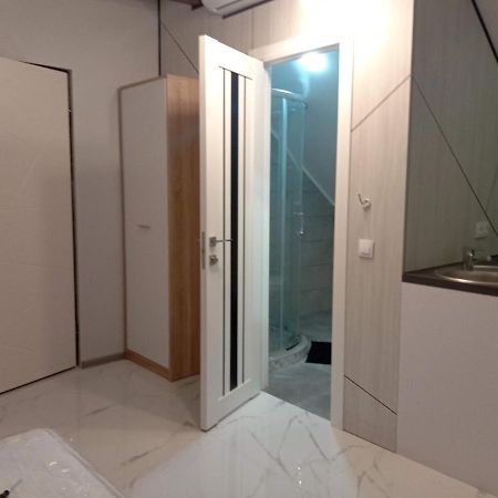 Pure Apartments Vip 5 Lviv Eksteriør bilde