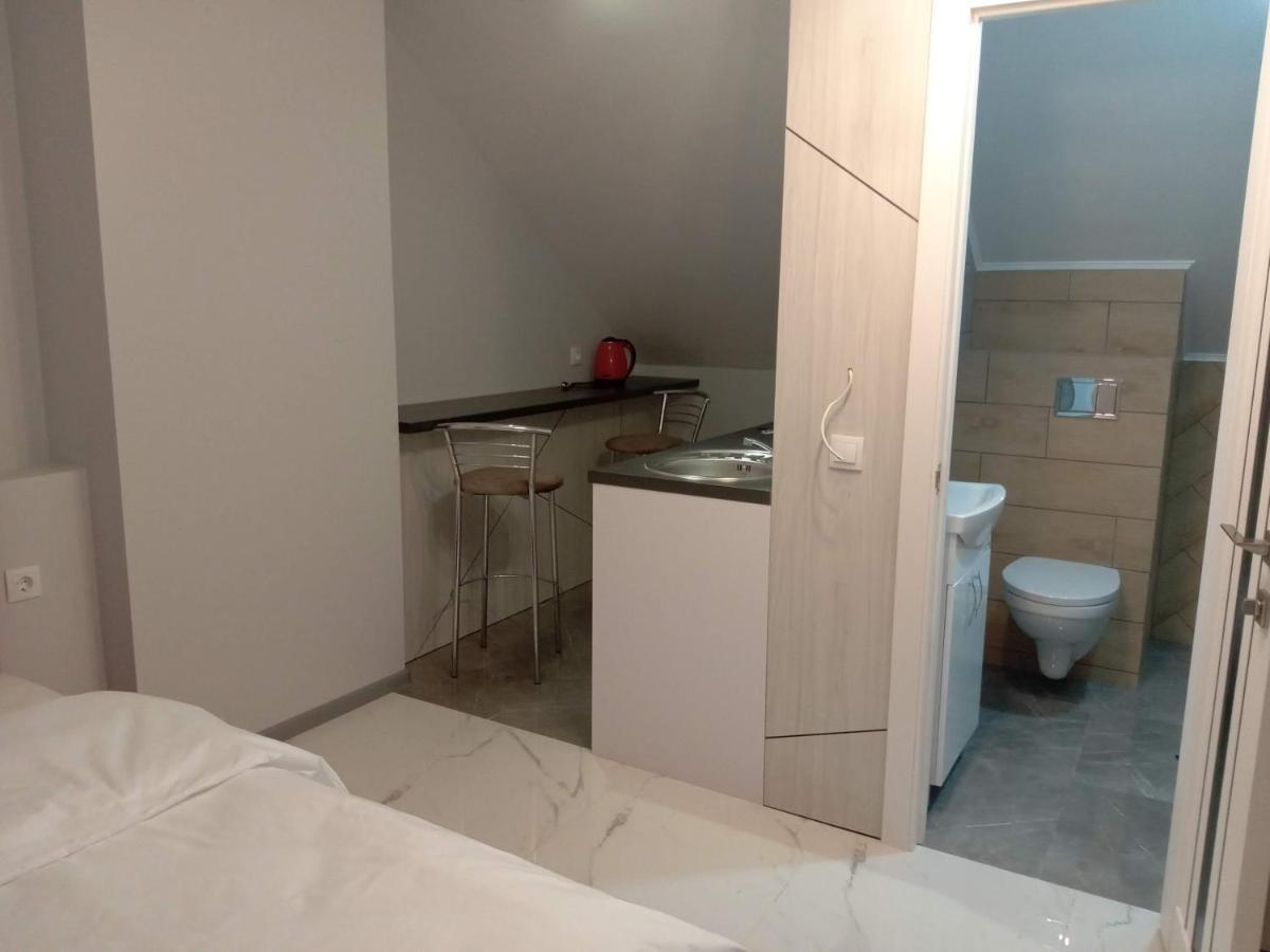 Pure Apartments Vip 5 Lviv Eksteriør bilde